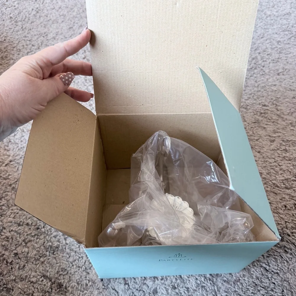 PartyLite Vintage Silverplate Scrolled Votive Candle Holder With Original Box - Picture 7 of 7